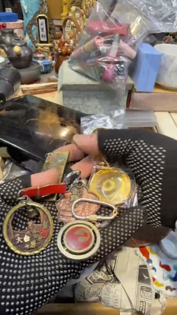 金属中古艺术工艺美术品