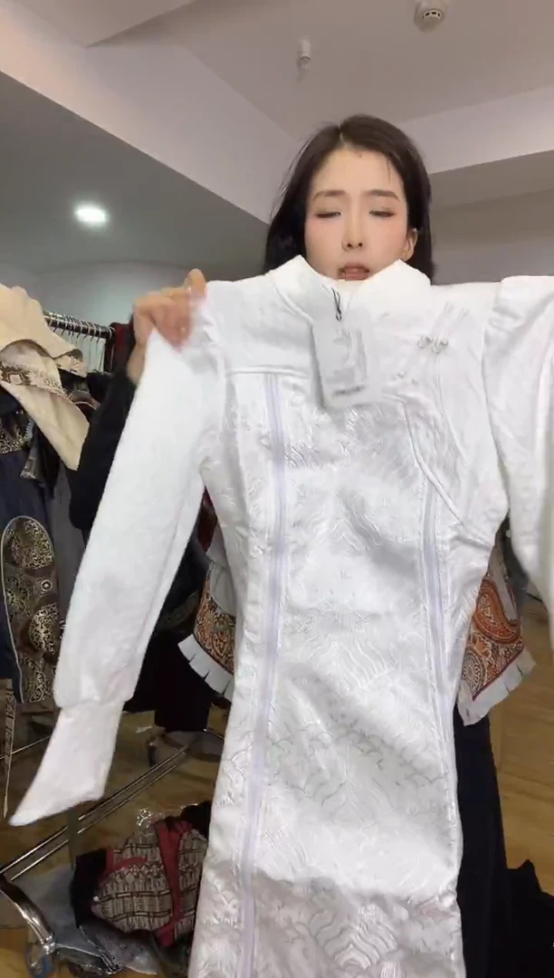 S码         95斤  卫衣裙