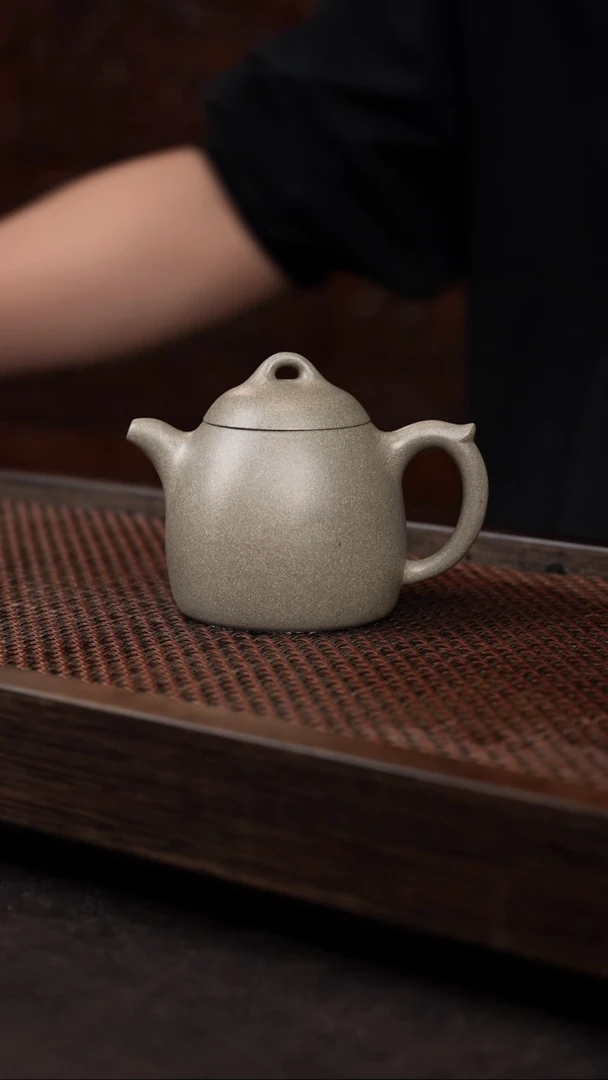 【闪购商品】紫砂茶壶青段秦权