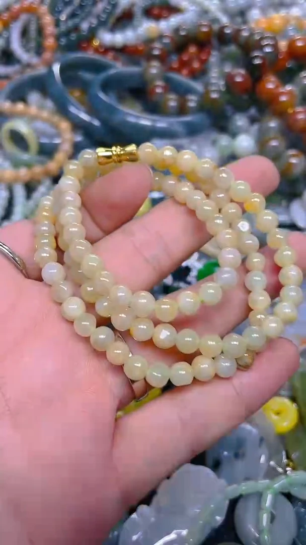 颈饰未镶嵌翡翠5mm/ M /翡翠A货，一件也是批发价