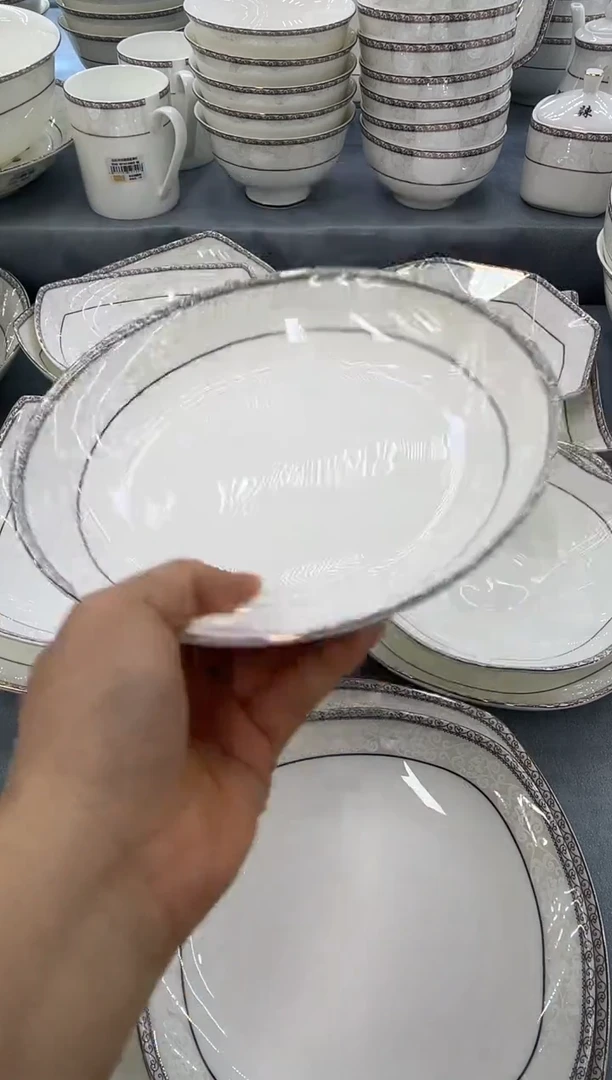 骨瓷玲珑8饭4个