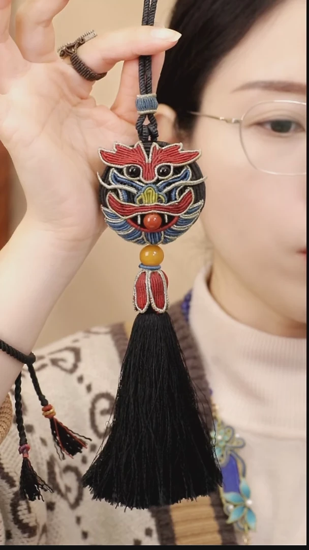 特惠《龙》香囊挂件材料包（整卷线）+教程（含流苏、韩国线）