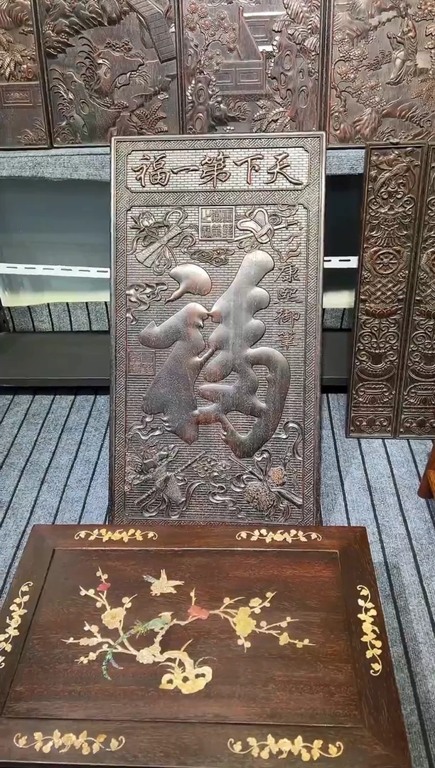 木紫檀雕刻一物一拍