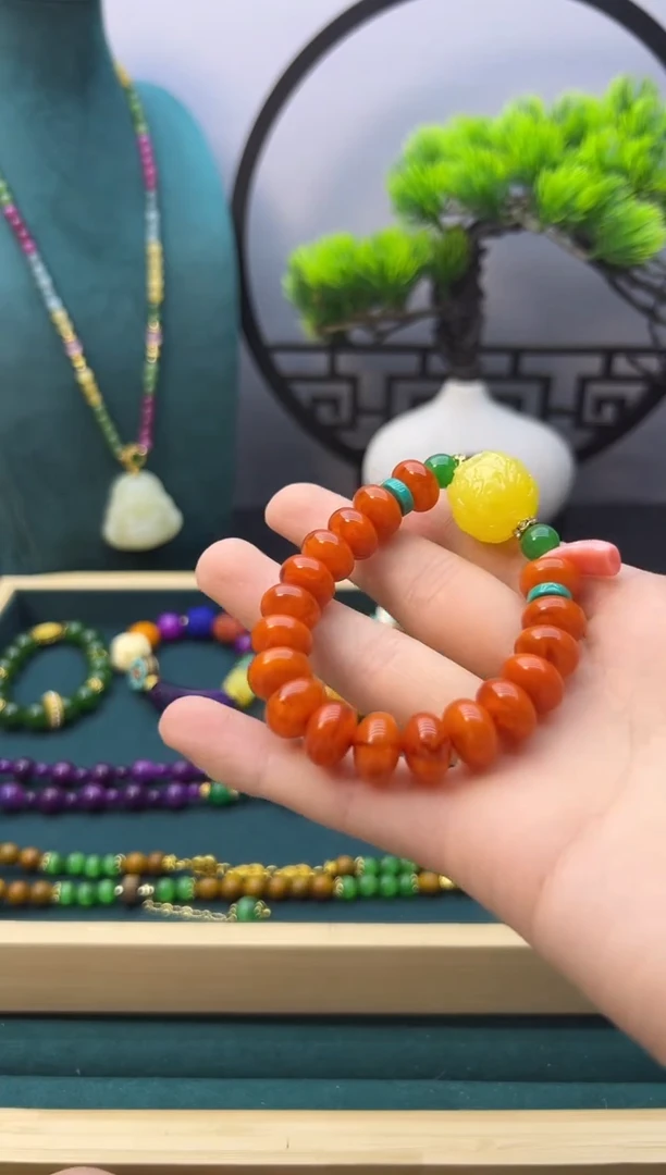 【闪购商品】蜜蜡手链14K金镶嵌S191