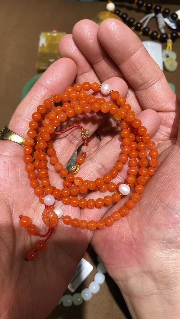 颈饰未镶嵌和田玉手串