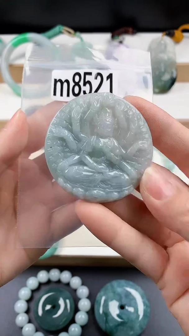 颈饰未镶嵌翡翠天然翡翠吊坠挂件