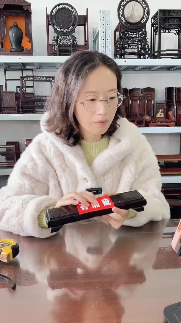 花梨木类筷子盒有瑕疵    20