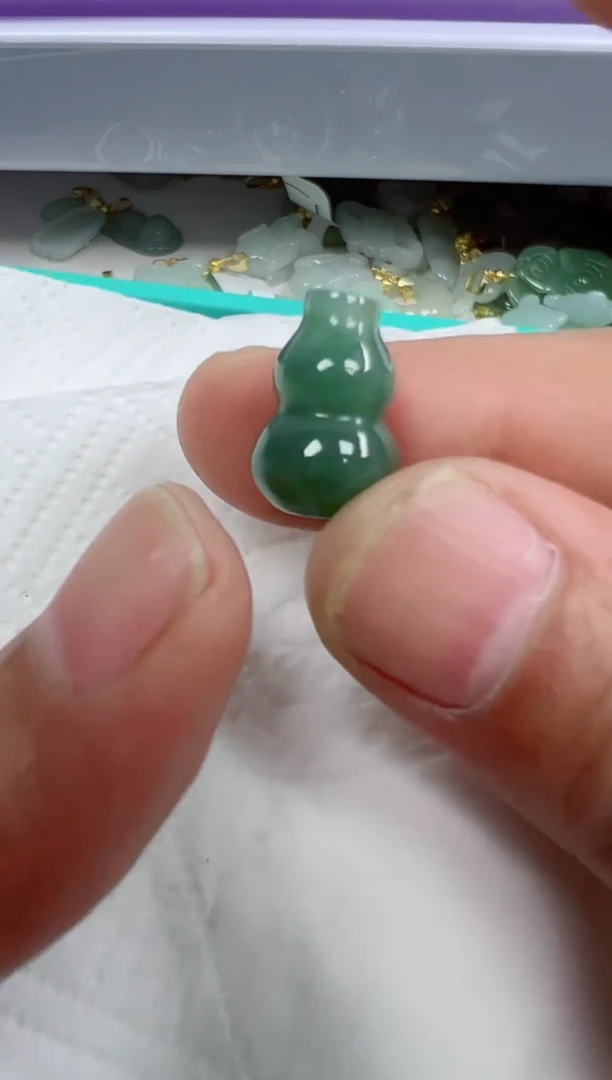 散珠翡翠267号链接，A货翡翠