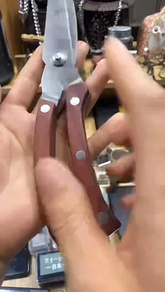 瓷片闪购商品  如图所示