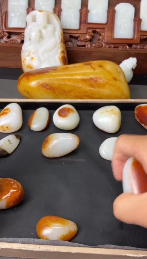 和田玉未镶嵌把件青***~1