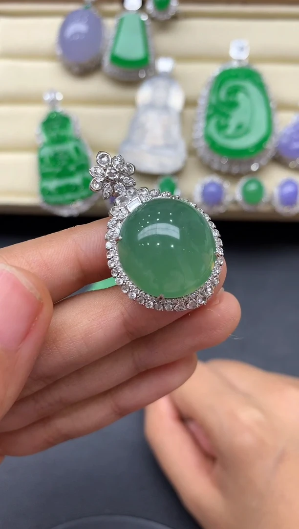 翡翠18K金镶嵌颈饰371-中国好珍宝