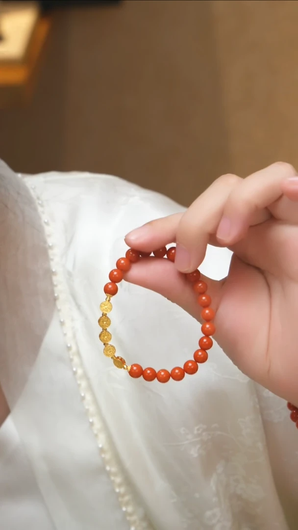 18K金镶嵌南红玛瑙珠宝奇石