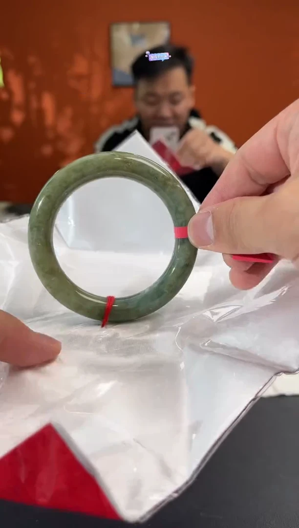 未镶嵌手镯翡翠5 56
