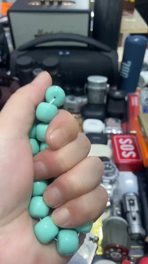 瓷片闪购商品 如图所示