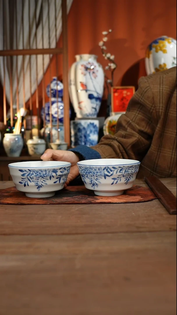 当代高温釉下彩手绘陶瓷餐具