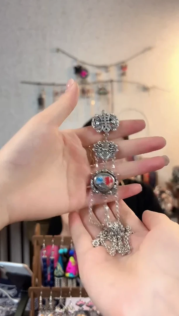 织绣彩云南阁非遗老绣饰品031