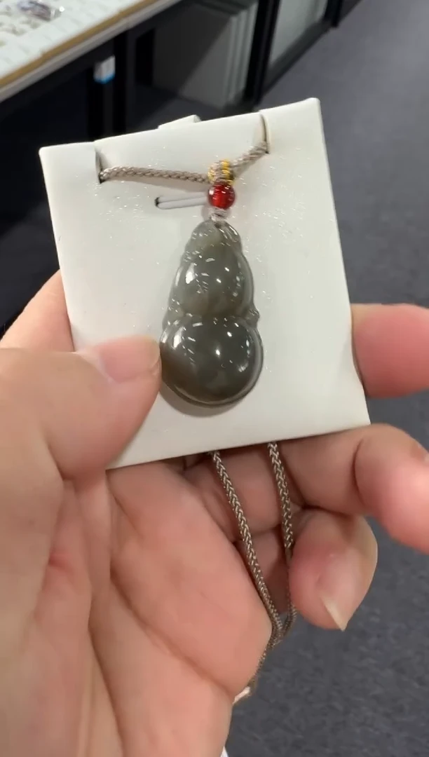 【闪购商品】和田玉吊坠未镶嵌葫芦