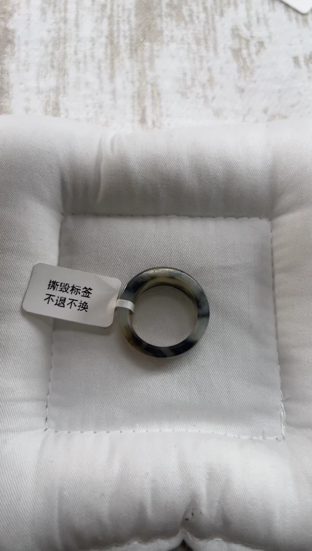 未镶嵌戒指和田玉18圈 楼兰三色