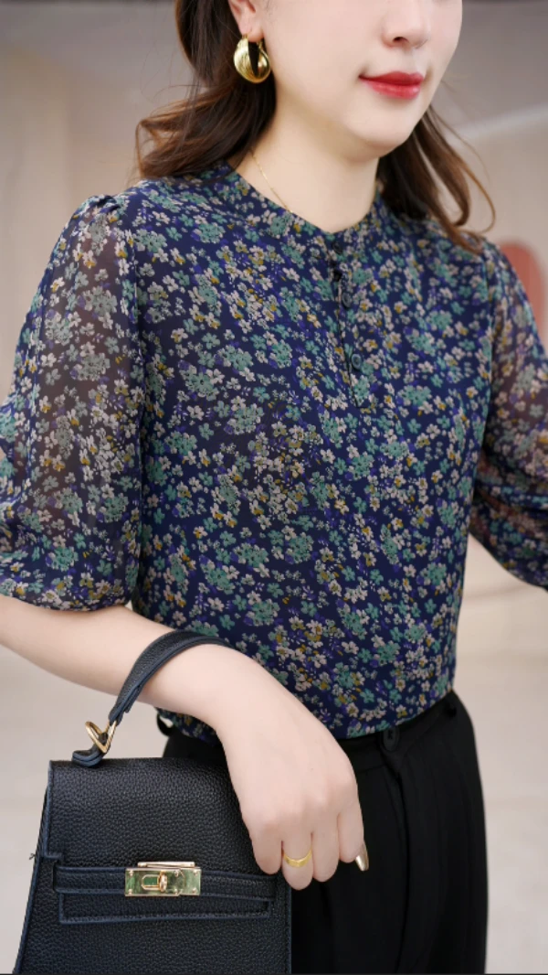 FZ201桑寄云扉气质2024新款圆领衬衫时髦洋气女小衫百搭上衣碎花