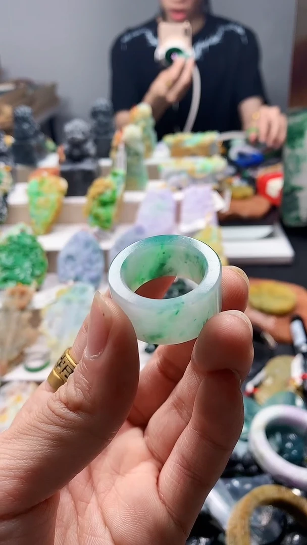 颈饰未镶嵌翡翠天然A货翡翠21圈口