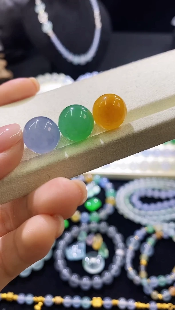 未镶嵌挂件翡翠散珠多样性发其一（单珠）