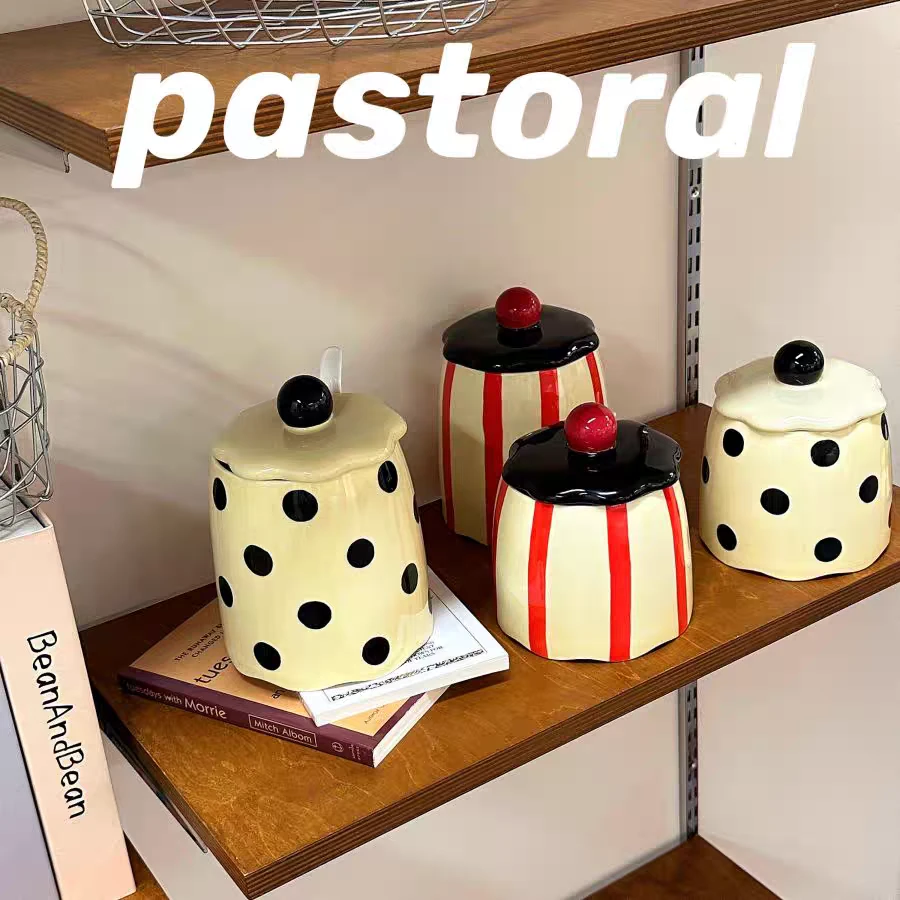 网红猪油罐家用可放冰箱调料罐高级感陶瓷油泼辣子专用罐子带盖勺