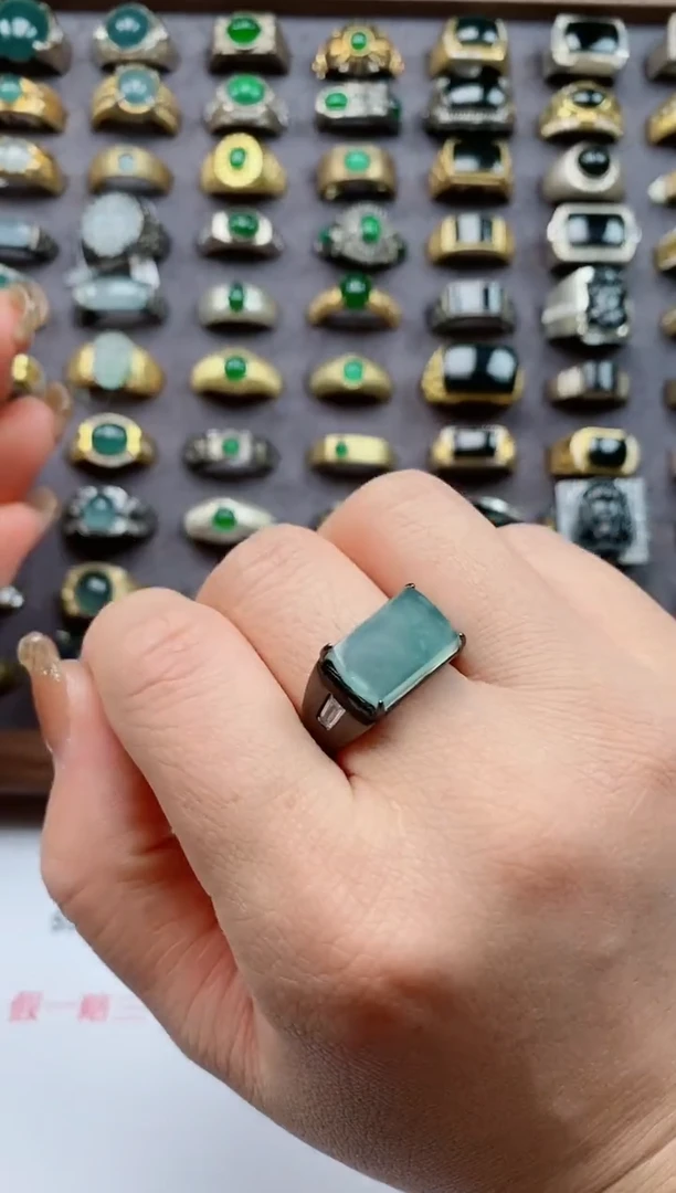 翡翠戒指银S925镶嵌天然翡翠