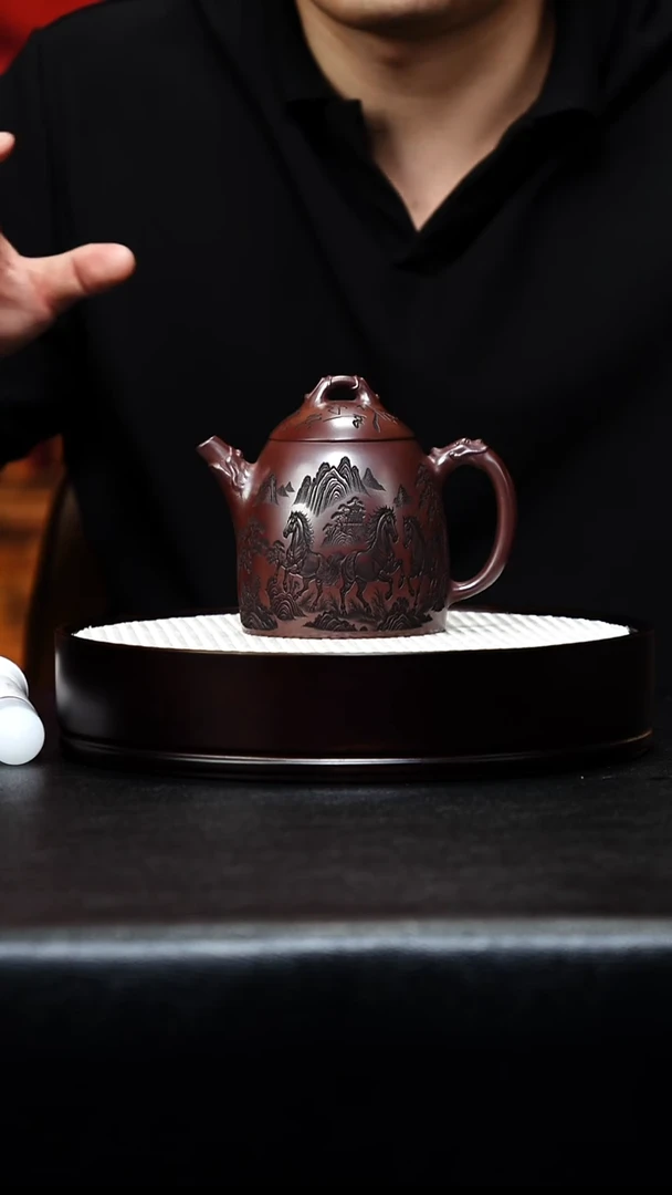茶壶紫砂宜兴紫砂 八骏秦权古乌泥