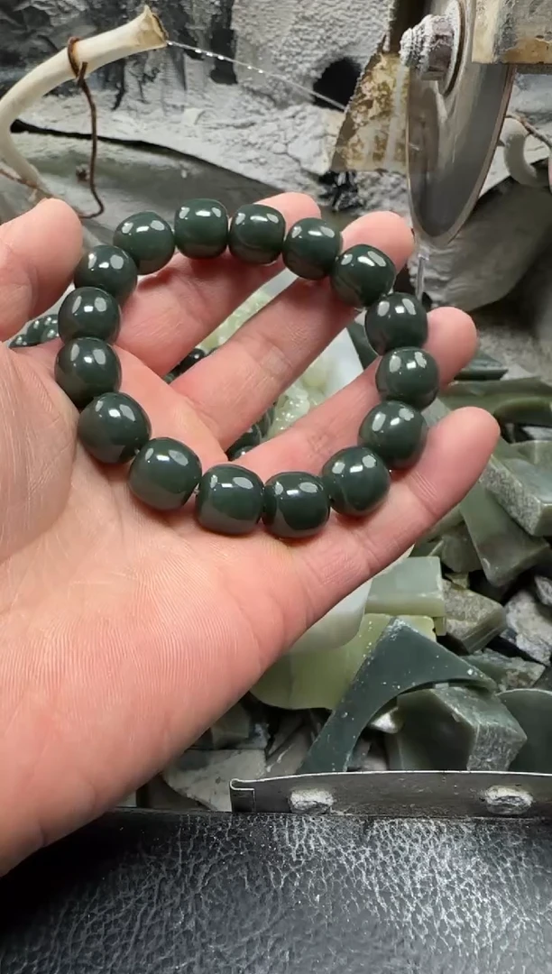 【闪购商品】和田玉颈饰未镶嵌手串多样性