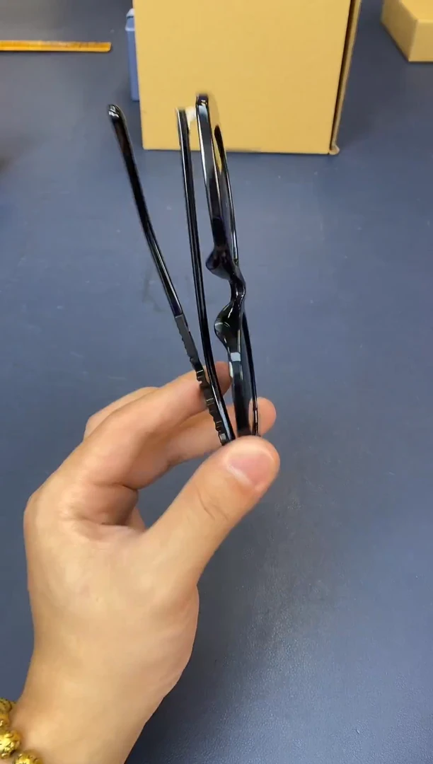 瓷片老号重启，一漏到底@@CC179