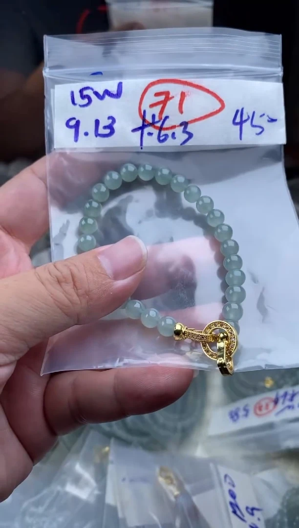 未镶嵌定制翡翠天然缅甸翡翠多样性