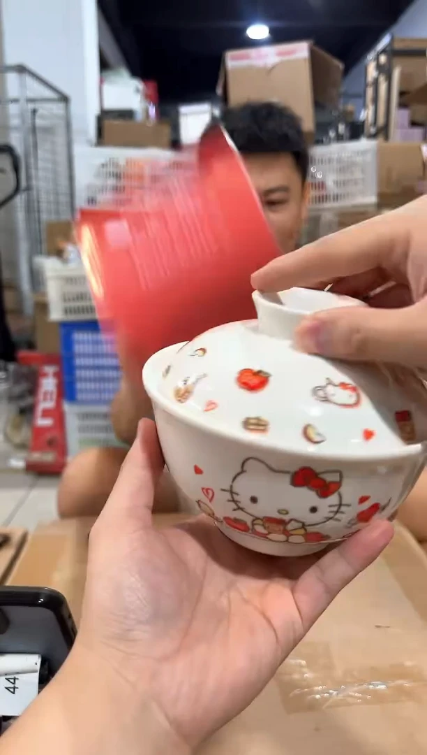 瓷片原盒kt猫带盖泡面碗