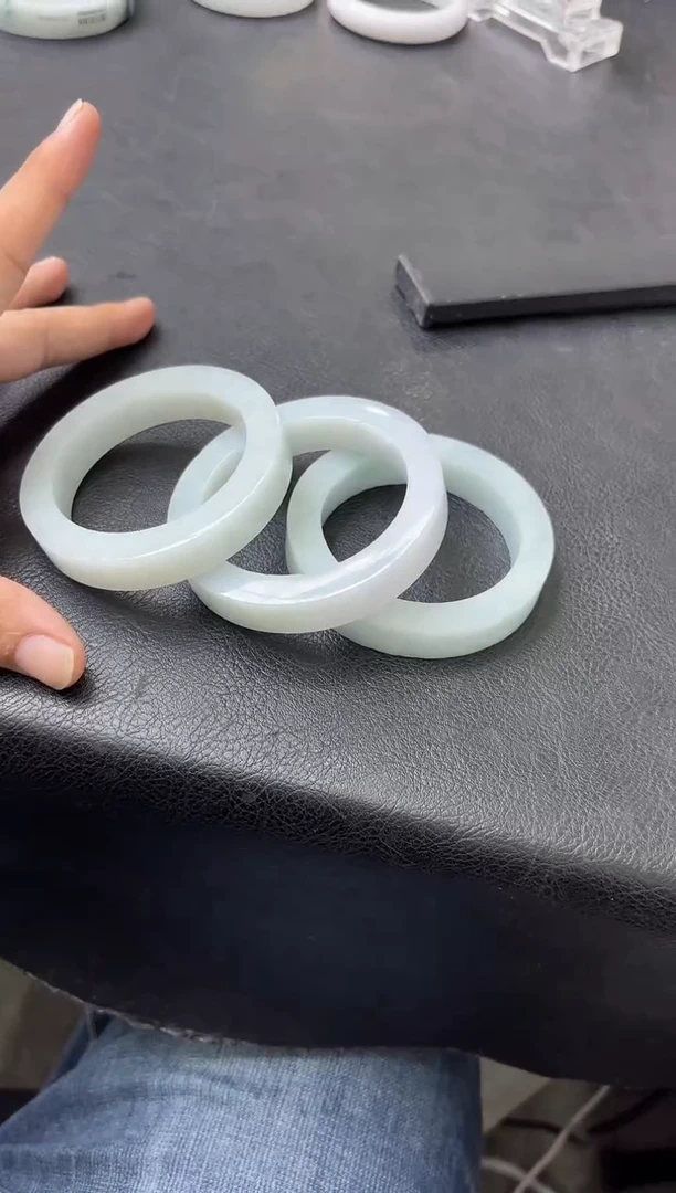 未镶嵌手镯定制翡翠如*手镯【多样性发货一件】