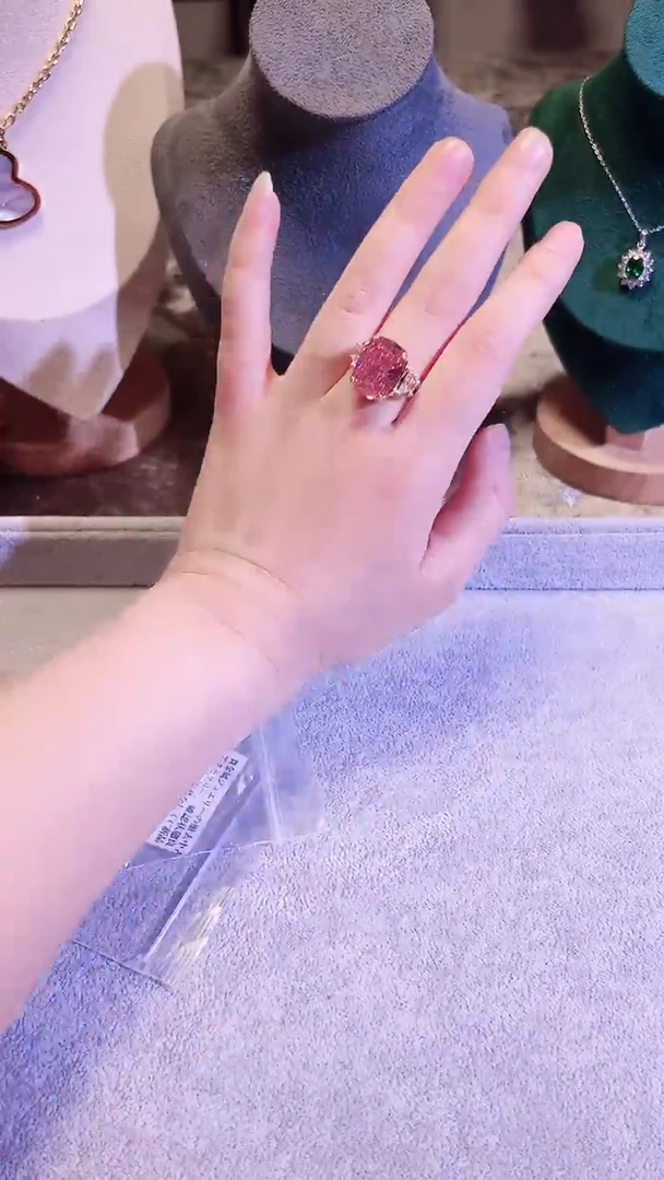 无925银时尚饰品如图所示