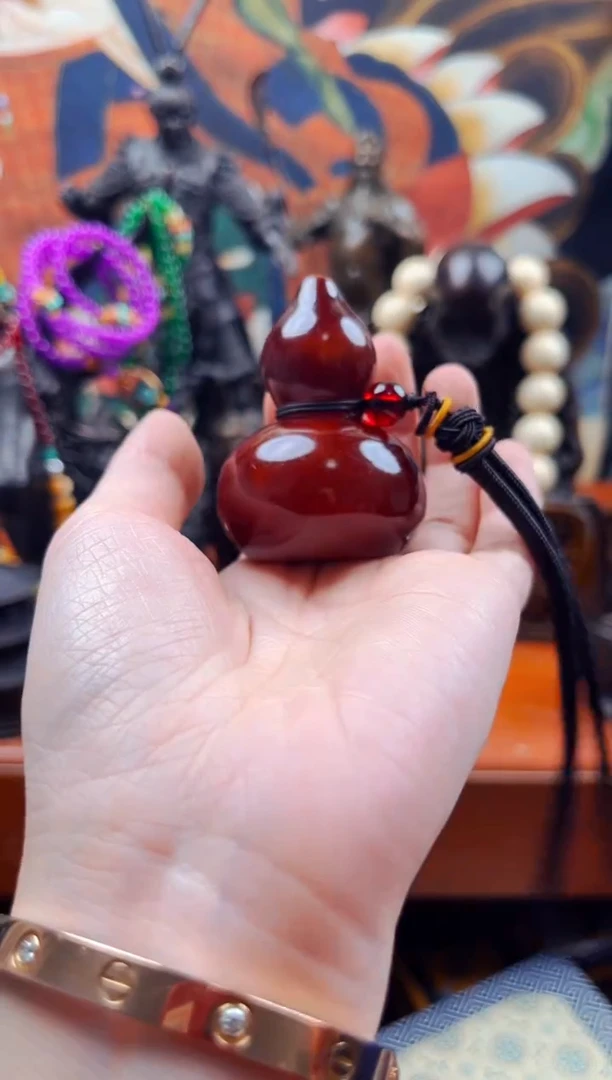 【闪购商品】蜜蜡裸石未镶嵌飞姐专属精品推荐