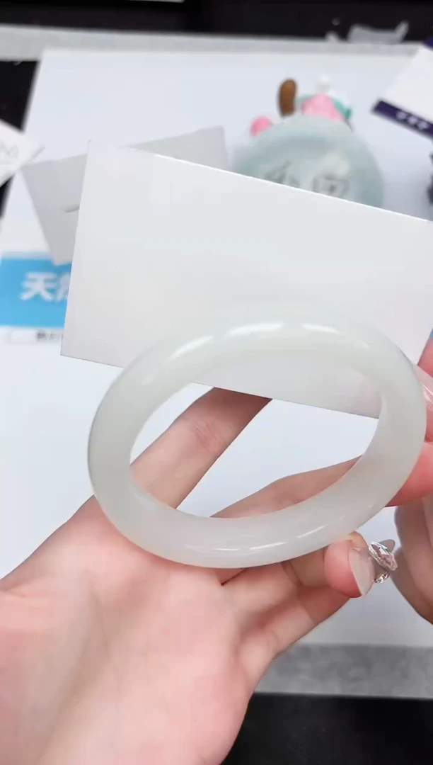 石英质玉手镯未镶嵌102-58