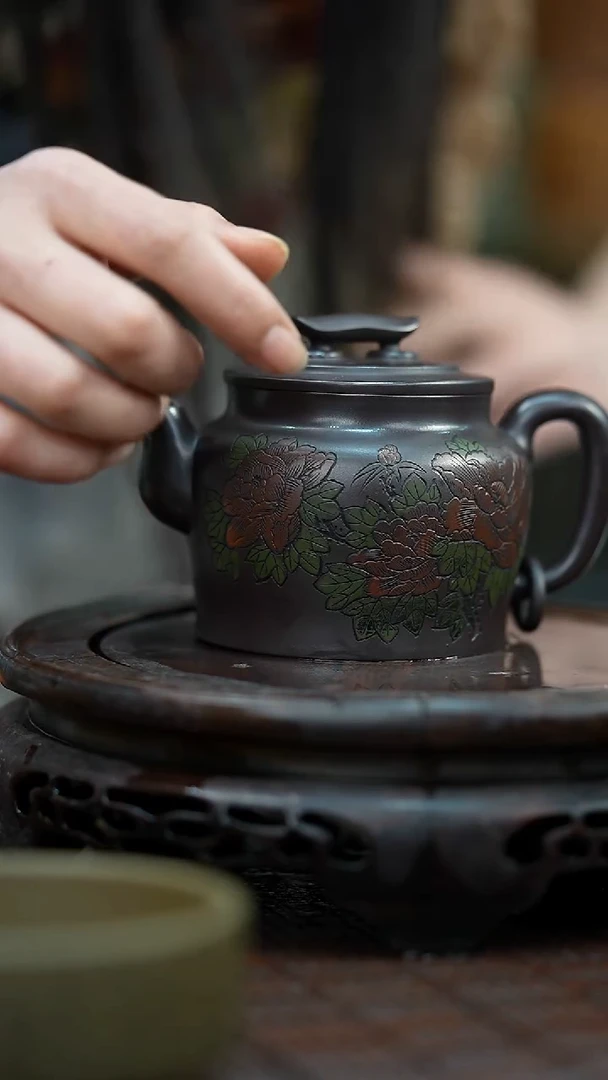 茶壶紫砂宜兴紫砂岁颐传砂原矿全手12