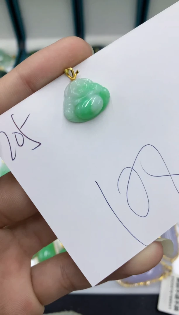 【闪购商品】翡翠颈饰18K金镶嵌翡翠