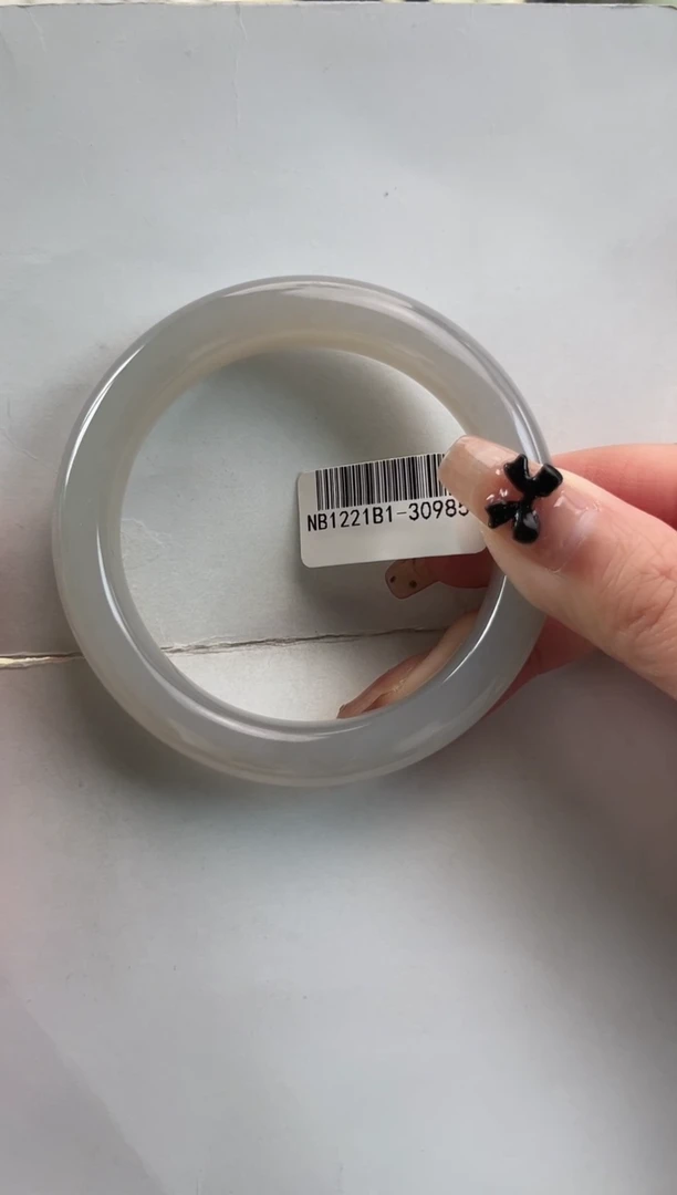 【闪购商品】和田玉手镯未镶嵌55+