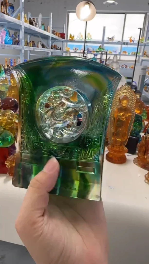 手工艺品琉璃573 府上有龙 微瑕作品  不退不换  介意勿拍