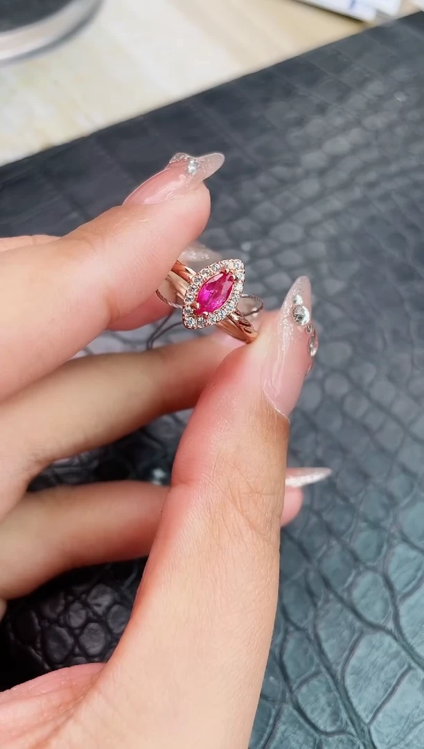 【闪购商品】红宝石戒指银S925镶嵌戒指