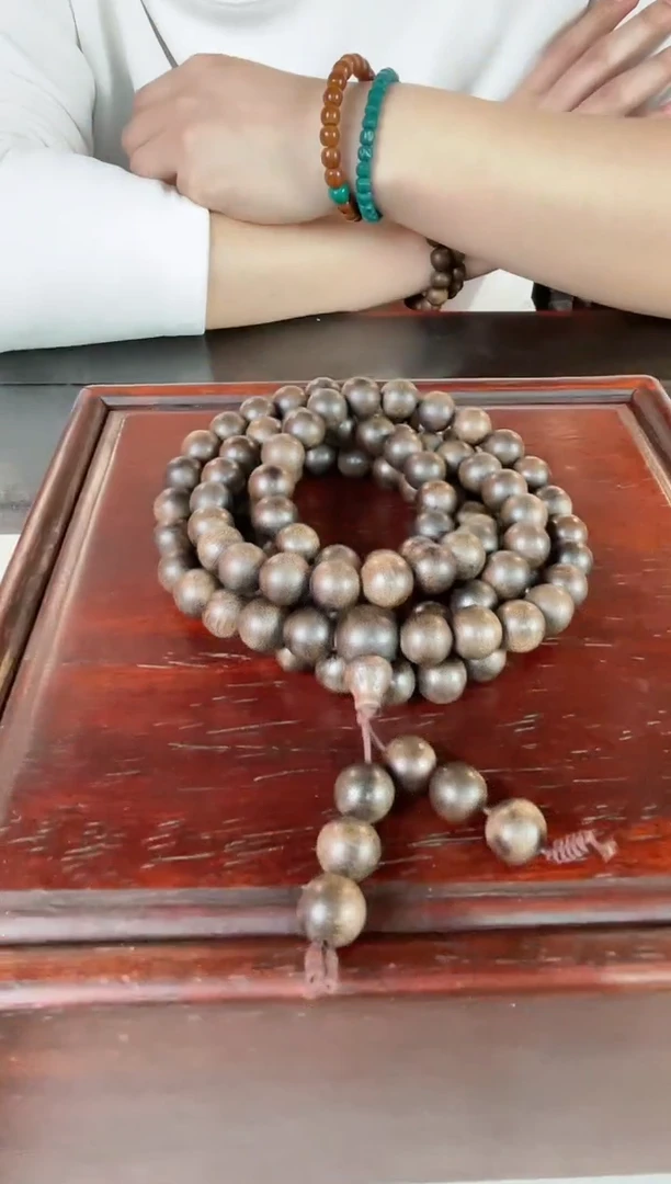 【闪购商品】沉香手串白棋长串0.8