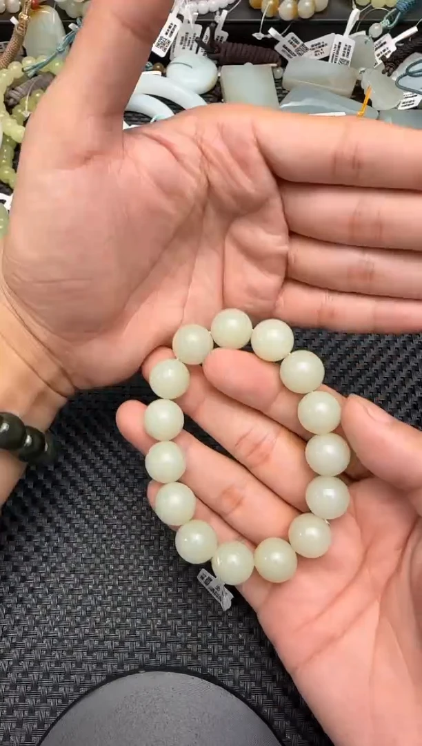 未镶嵌手串和田玉若羌黄口手串卡14