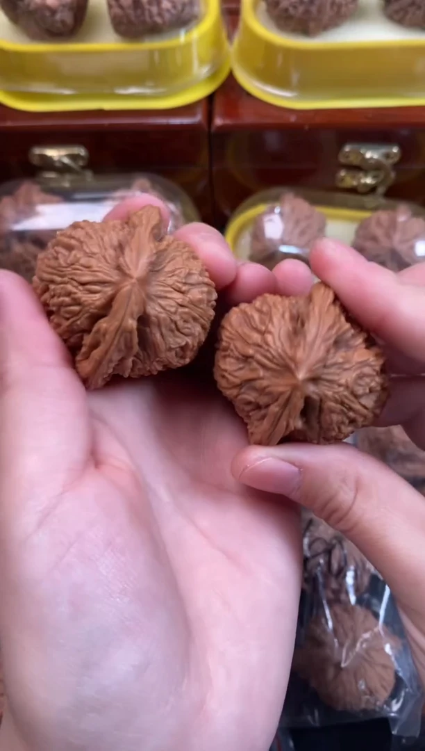 把件文玩核桃南疆石42尺s048
