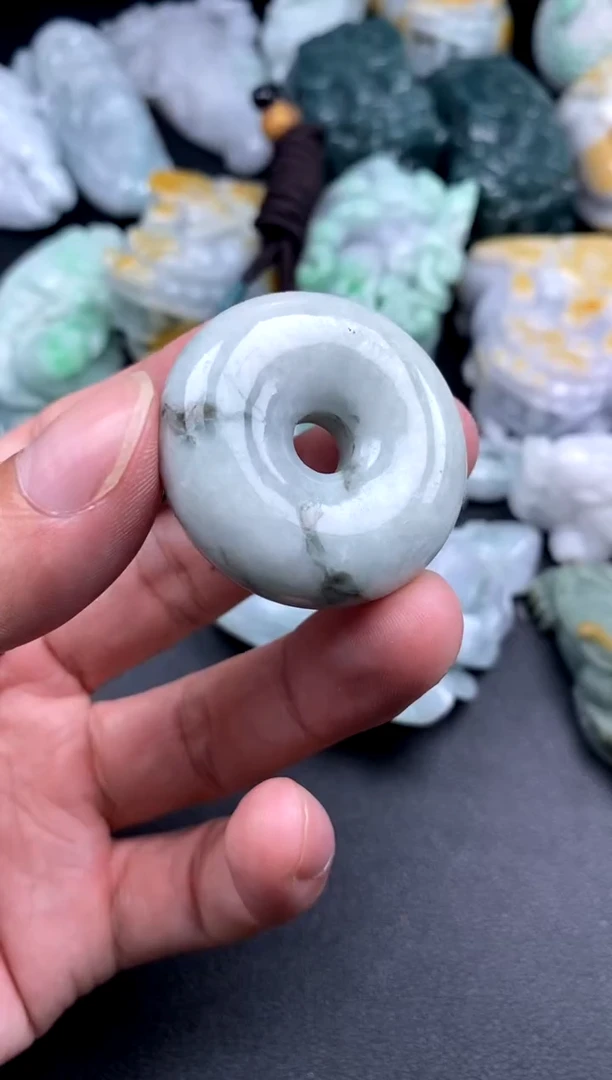 吊坠(不含链)未镶嵌翡翠1