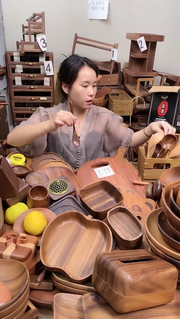 北美黑胡桃木勺子19*3.5cm  到手2把