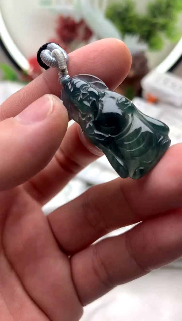 【闪购商品】翡翠颈饰未镶嵌小财神【品质一般介意慎拍】