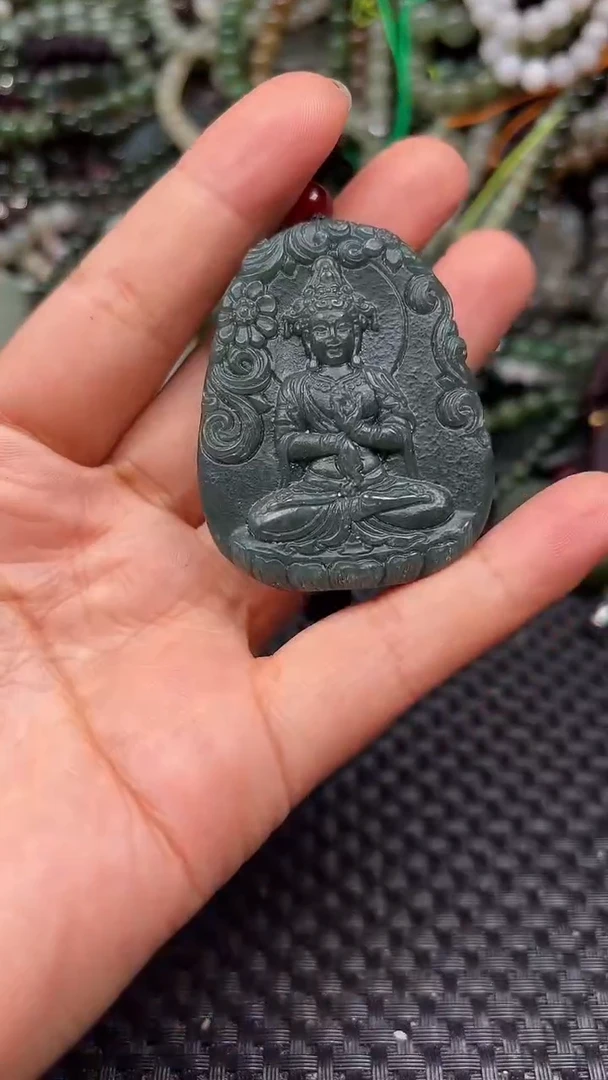 和田玉未镶嵌颈饰1