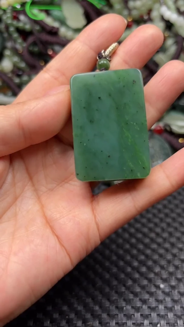 【闪购商品】和田玉颈饰未镶嵌.