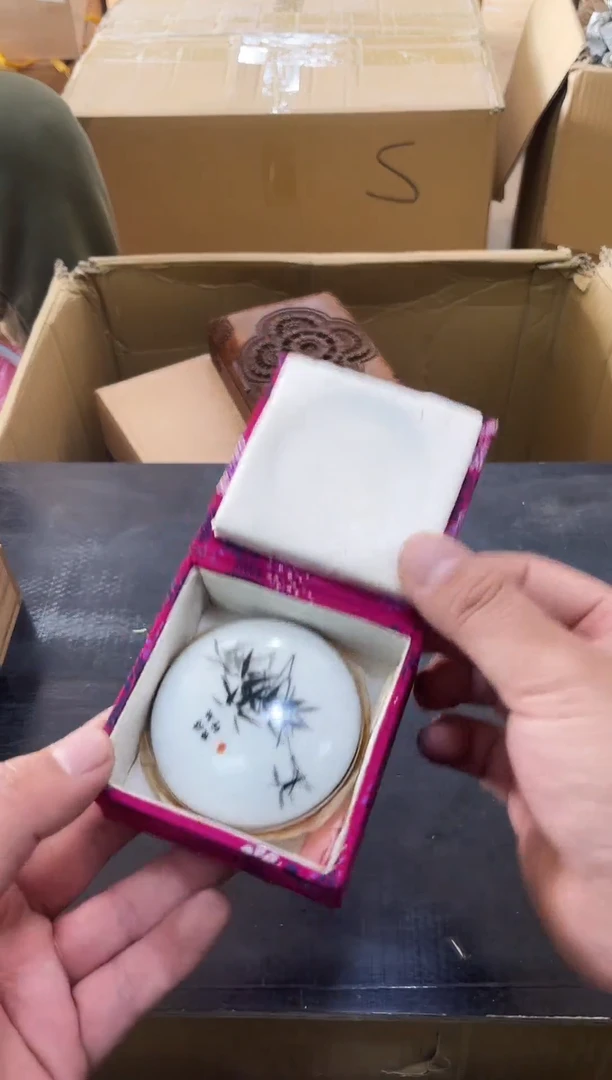 印尼如图所示 阁集工艺品